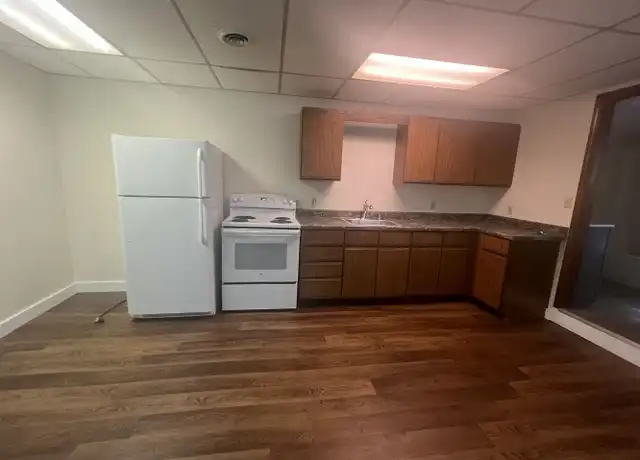 Property at 4 Chambers Ct Unit 1, Brewer, ME, 04412, 2 beds, 1 bath, [object Object]