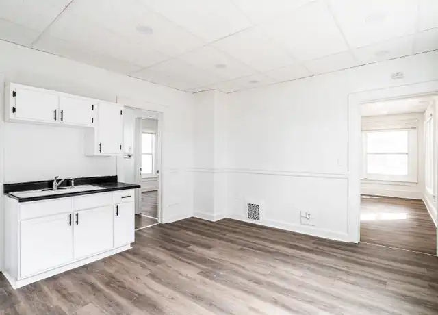 Property at 2955 N 17th St Unit A, Milwaukee, WI, 53206, 2 beds, 1 bath, [object Object]