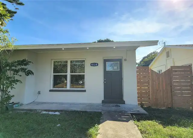 Property at 4134 1st Ave S, Saint Petersburg, FL, 33711, 2 beds, 1 bath, [object Object]