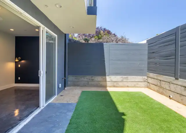 Property at 5608 Martin Luther King Junior Way Unit 5614, Oakland, CA, 94609, 0 beds, 1 bath, [object Object]