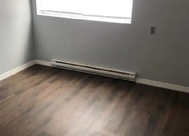 Property at 511 S Graham Ave Unit 112, Carbondale, IL, 62901, 2 beds, 2 baths, [object Object]