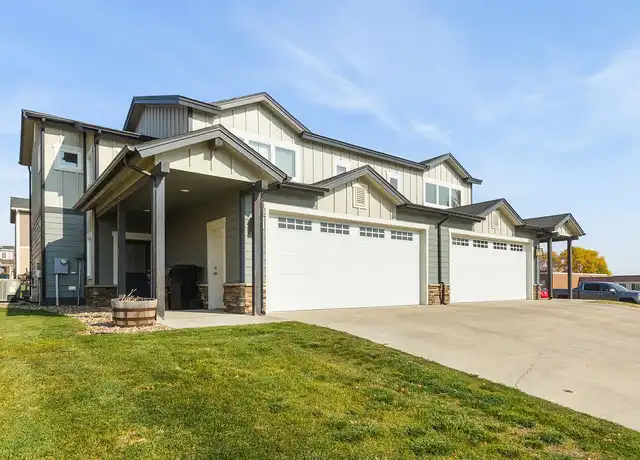 Property at Creekstone - 2702 27th St W, Williston, ND, 58801, 3-4 beds, 2.5-3.5 baths, [object Object]