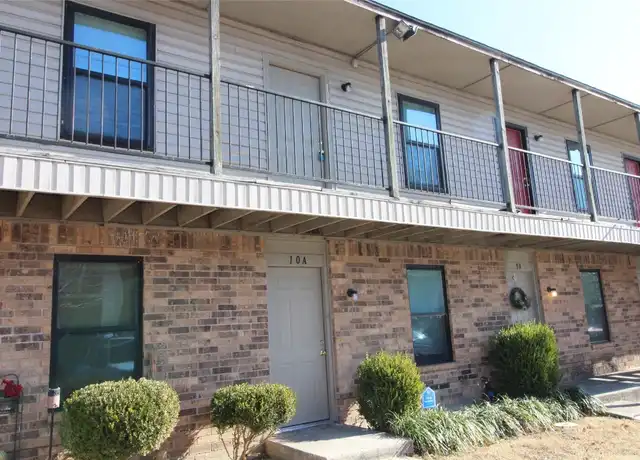 Property at 1901 E Lindsey St Unit 17B, Norman, OK, 73071, 2 beds, 1 bath, [object Object]