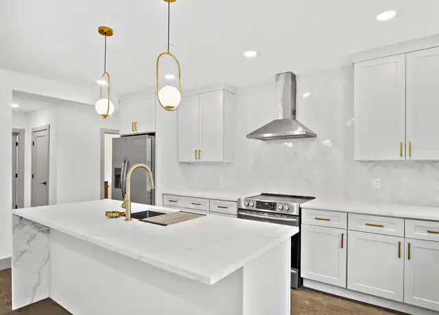 Property at 127 E Cottage St Unit 3, Boston, MA, 02125, 2 beds, 2 baths, [object Object]