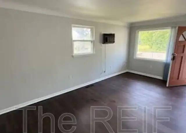 Property at 742 E Bundy Ave, Flint, MI, 48505, 3 beds, 1 bath, [object Object]