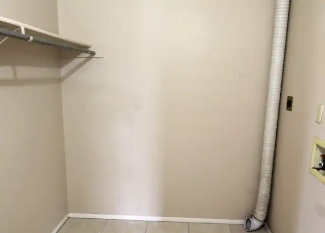 Property at 1107 68th Avenue Dr W, Bradenton, FL, 34207, 2 beds, 1 bath, [object Object]