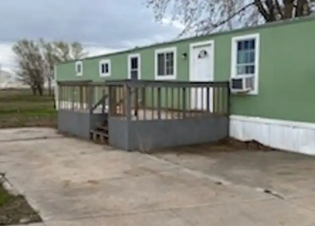 Property at 2214 E 4th Ave Unit 120, Hutchinson, KS, 67501, 3 beds, 1 bath, [object Object]