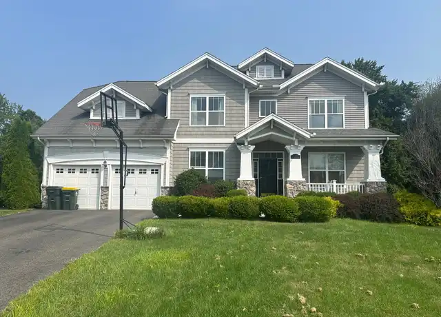 Property at 4 Independence Cir, Middlebury, CT, 06762, 4 beds, 3.5 baths, [object Object]