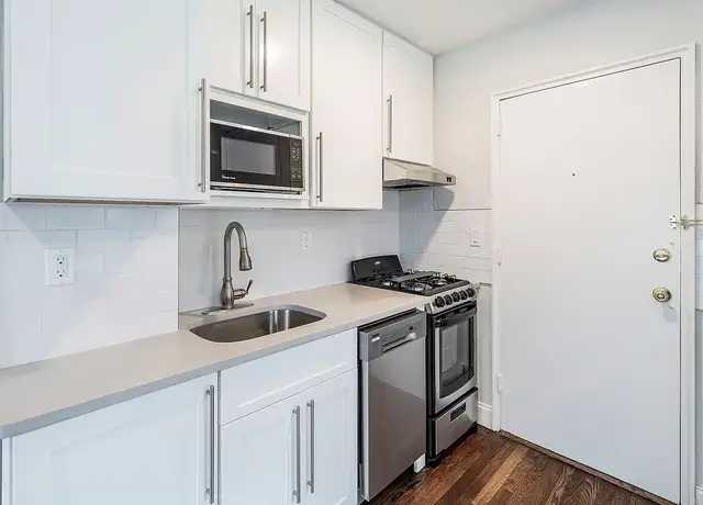 Photo of 55 N Mountain Ave, Montclair, NJ 07042