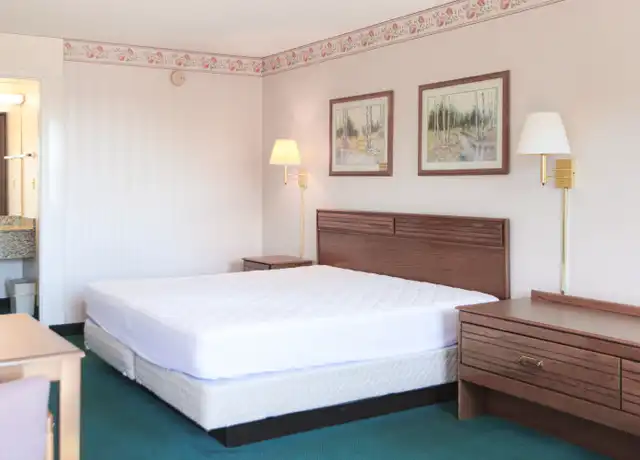 Property at 4042 E Van Buren Unit 107, Eureka Springs, AR, 72632, 1 bed, 1 bath, [object Object]