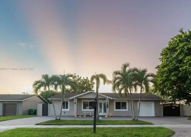 Property at 4246 SW 134th Pl, Miami, FL, 33175, 3 beds, 2 baths, [object Object]