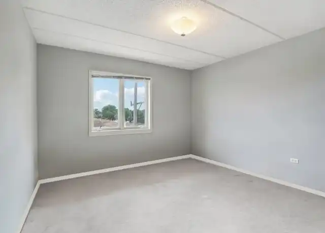 Property at 4534 N Cumberland Ave, Harwood Heights, IL, 60656, 1 bed, 1 bath, [object Object]