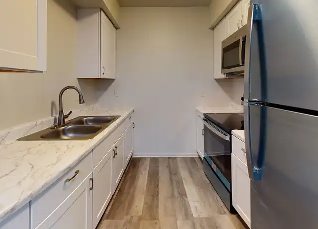 Property at Golden Key Apartments - 3675 W Osborn Rd, Phoenix, AZ, 85019, 0 beds, 1 bath, [object Object]