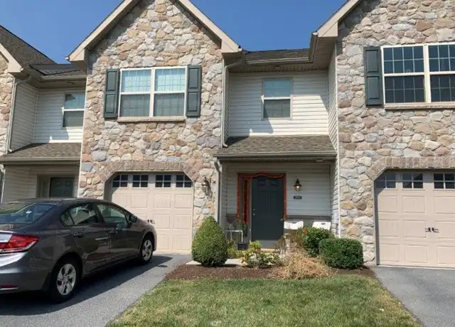 Property at 273 Melbourne Ln, Mechanicsburg, PA, 17055, 3 beds, 2.5 baths, [object Object]