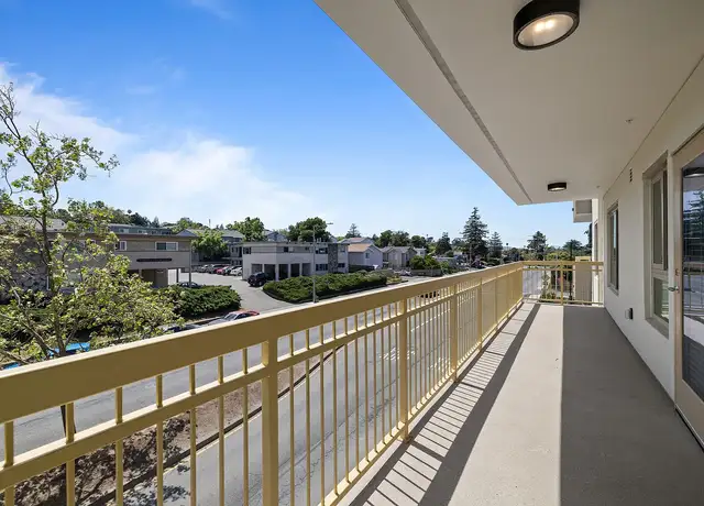 Photo of 600 Roble Ave, Pinole, CA 94564