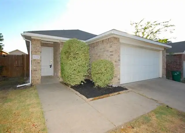 Property at 4015 Freedom St, Heartland, TX, 75126, 3 beds, 2 baths, [object Object]