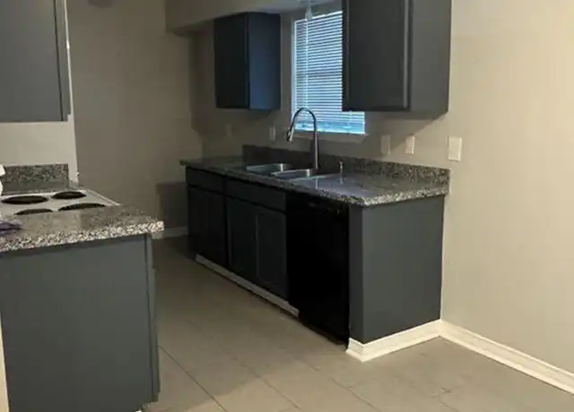 Property at 2787 Tenth St, Slidell, LA, 70458, 2 beds, 1 bath, [object Object]
