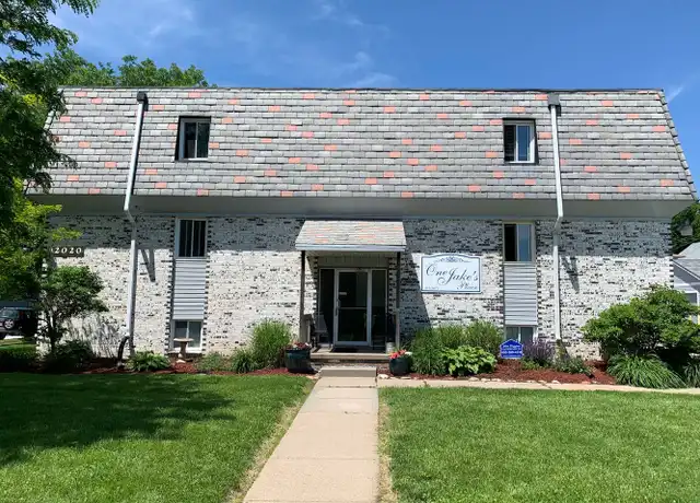 Property at 2020 S 55th St Unit 7, Omaha, NE, 68106, 1 bed, 1 bath, [object Object]