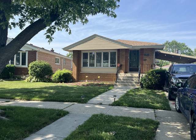 Photo of 4835 Oak Center Dr, Oak Lawn, IL 60453