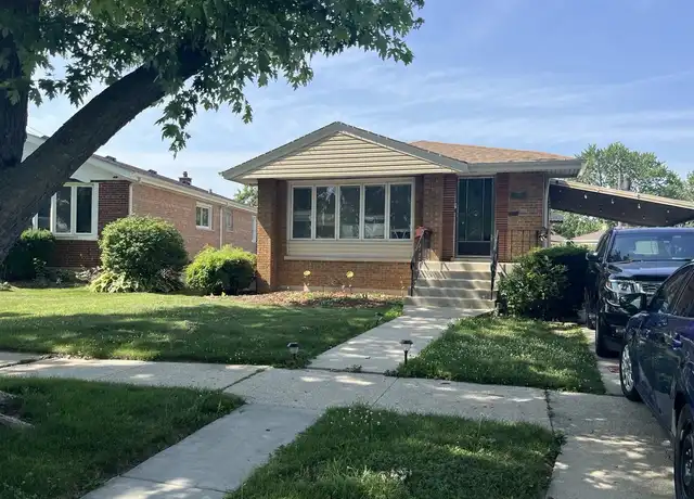 Property at 4835 Oak Center Dr, Oak Lawn, IL, 60453, 3 beds, 1 bath, [object Object]