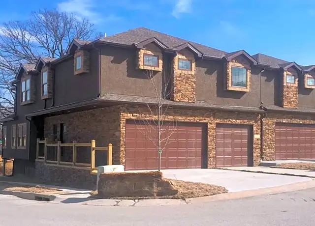Property at 6601 N National Dr Unit 5923, Parkville, MO, 64152, 2 beds, 2.5 baths, [object Object]