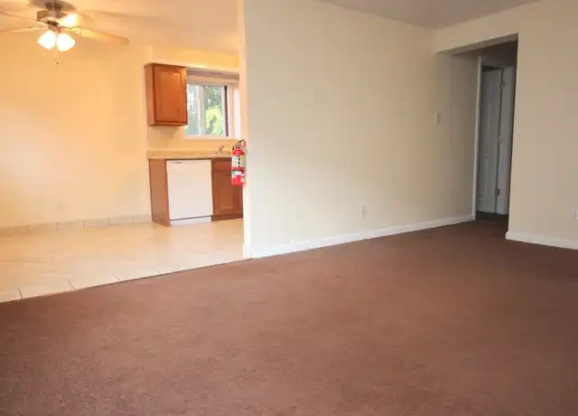Property at 5529 Ellsworth Ave Unit 3, Pittsburgh, PA, 15232, 2 beds, 1 bath, [object Object]
