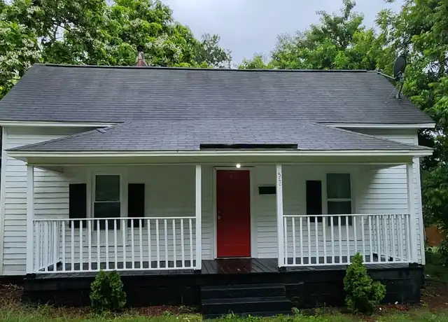 Property at 512 S Government St, Lincolnton, NC, 28092, 2 beds, 2 baths, [object Object]