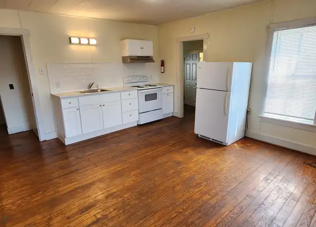 Property at 103 S 3rd St, Sunbury, PA, 17801, 2 beds, 1 bath, [object Object]