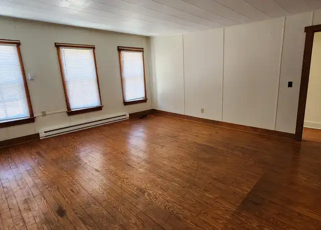 Property at 103 S 3rd St, Sunbury, PA, 17801, 2 beds, 1 bath, [object Object]