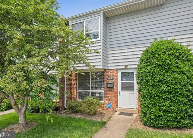 Property at 13274 Poener Pl, Herndon, VA, 20170, 3 beds, 1.5 baths, [object Object]