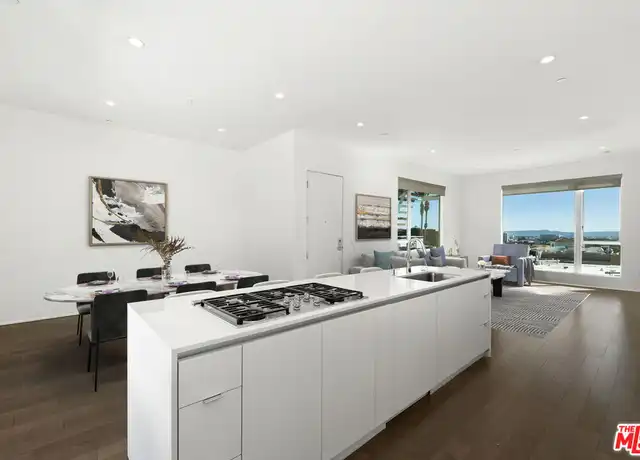 Property at 935 N San Vicente Blvd Unit 6, West Hollywood, CA, 90069, 2 beds, 2 baths, [object Object]