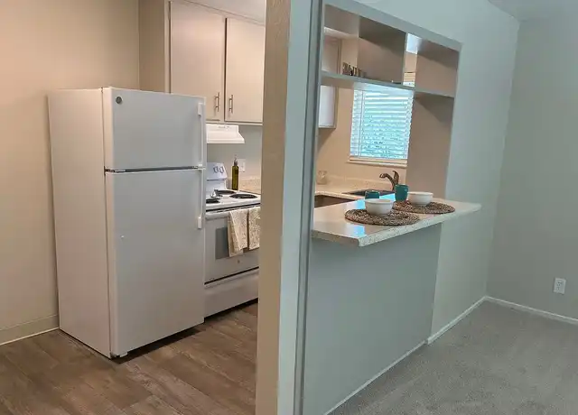 Property at Terry Crest Apartments - 2941 Marconi Ave, Sacramento, CA, 95821, 2 beds, 1 bath, [object Object]