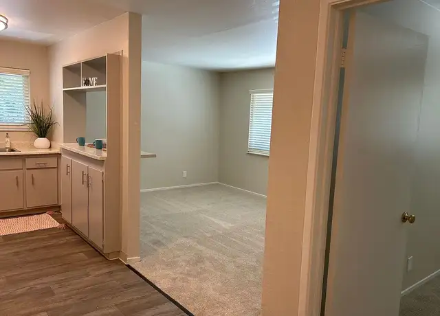 Photo of 2941 Marconi Ave, Sacramento, CA 95821
