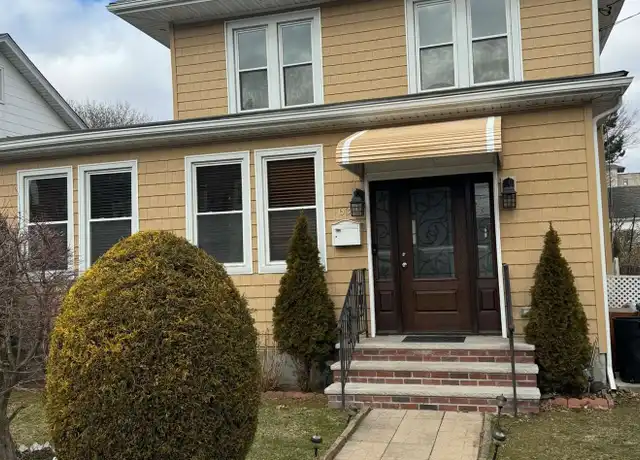Property at 63 King St, Floral Park, NY, 11001, 2 beds, 1 bath, [object Object]