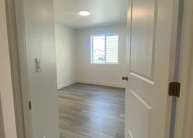 Property at Paradise 88 - 7850 Paradise Way, West Richland, WA, 99353, 2 beds, 2 baths, [object Object]