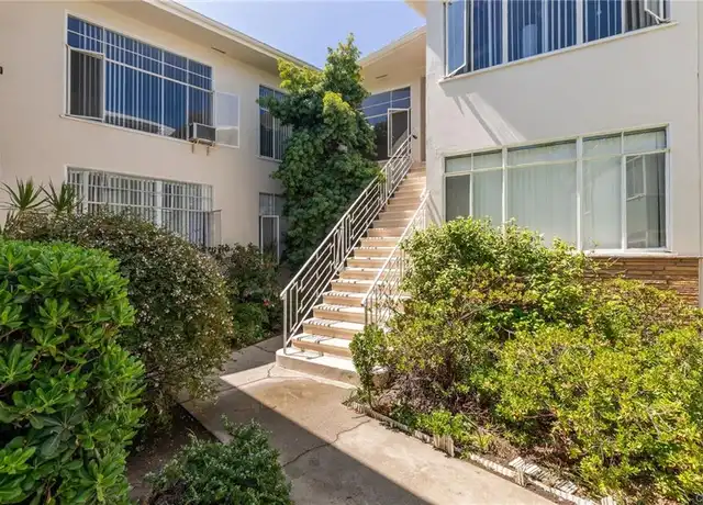 Property at 459 Landfair Ave Unit 7, Los Angeles, CA, 90024, 3 beds, 3 baths, [object Object]