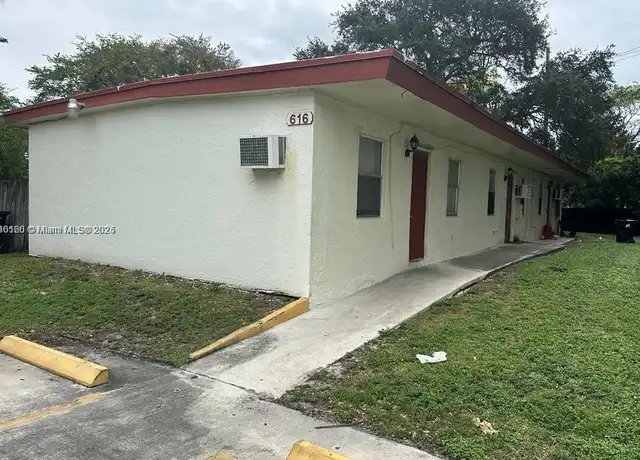Property at 616 NW 4th Ave Unit 3, Fort Lauderdale, FL, 33311, 2 beds, 1 bath, [object Object]
