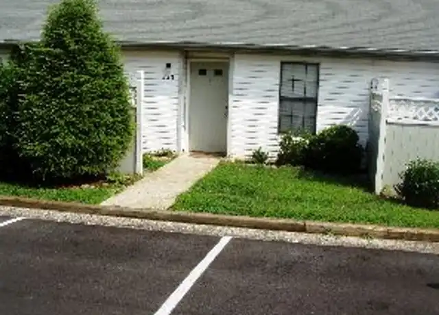 Property at 223 Countryplace Ln Unit 223, Lynchburg, VA, 24501, 3 beds, 2 baths, [object Object]