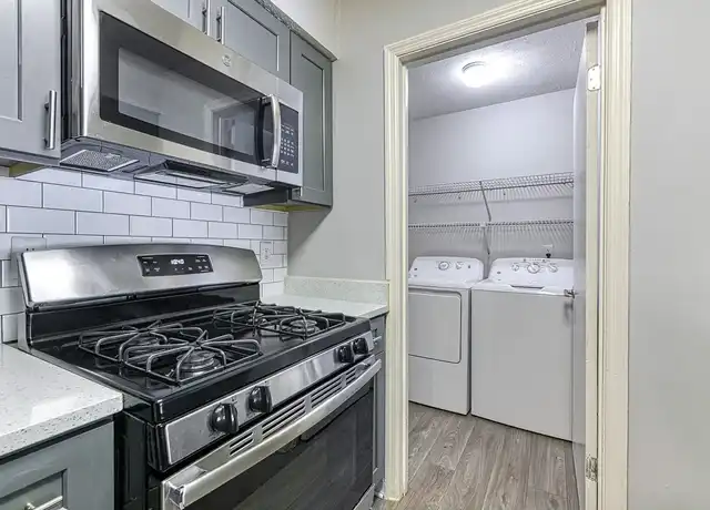 Property at Wynnwood Vinings - 1900 Tamarron Pkwy SE, Atlanta, GA, 30339, 1-2 bed, 1-2 bath, [object Object]