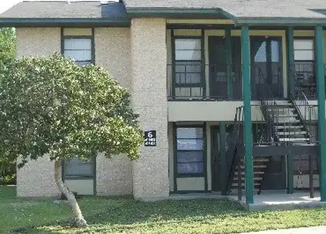 Property at 1015 Eli Garza St, Freer, TX, 78357, 1 bed, 1 bath, [object Object]