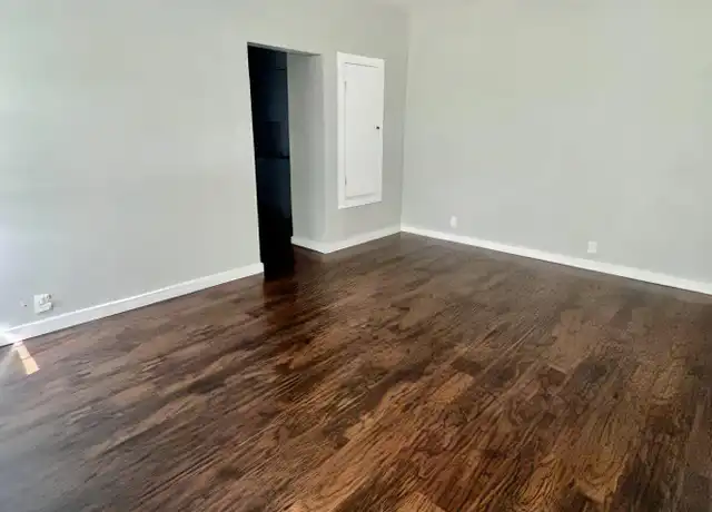 Property at 2142 Avenue E, Wichita Falls, TX, 76309, 2 beds, 1.5 baths, [object Object]