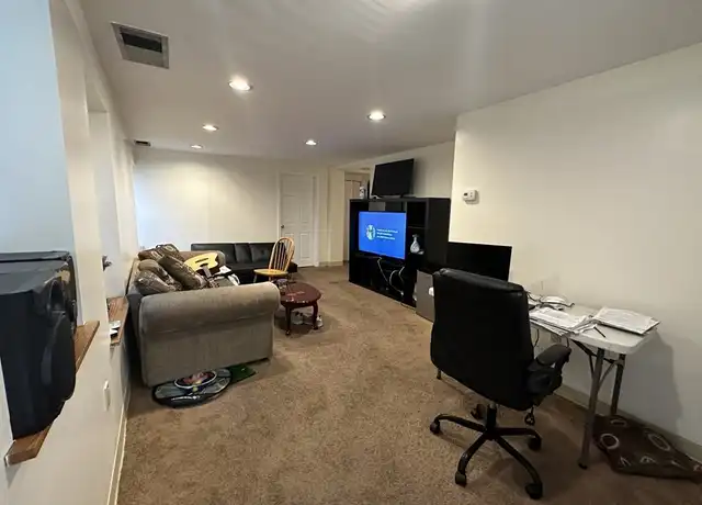 Property at 108 Gainsborough St Unit 6W, Boston, MA, 02115, 2 beds, 1 bath, [object Object]