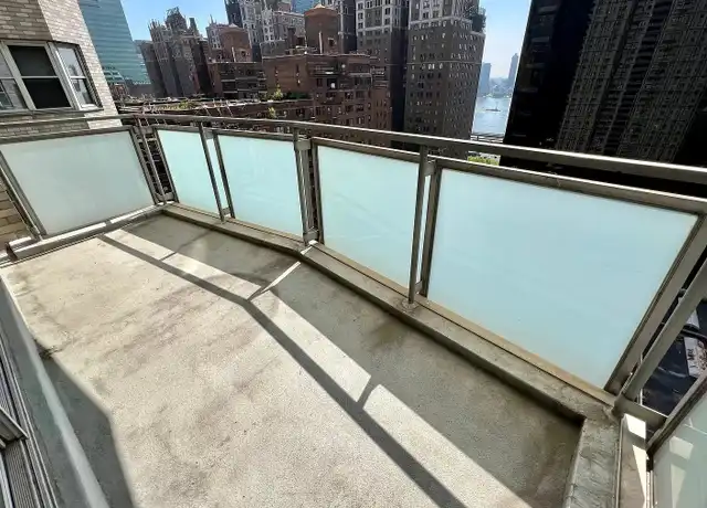 Property at 300 E 40th St Unit 18F, New York, NY, 10016, 0 beds, 1 bath, [object Object]