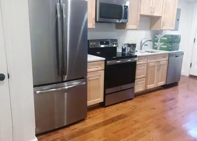Property at 1776 Beacon St, Brookline, MA, 02445, 1 bed, 1 bath, [object Object]