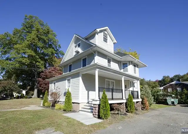 Property at 56 Myrtle Ave Unit 2, Allendale, NJ, 07401, 2 beds, 1 bath, [object Object]