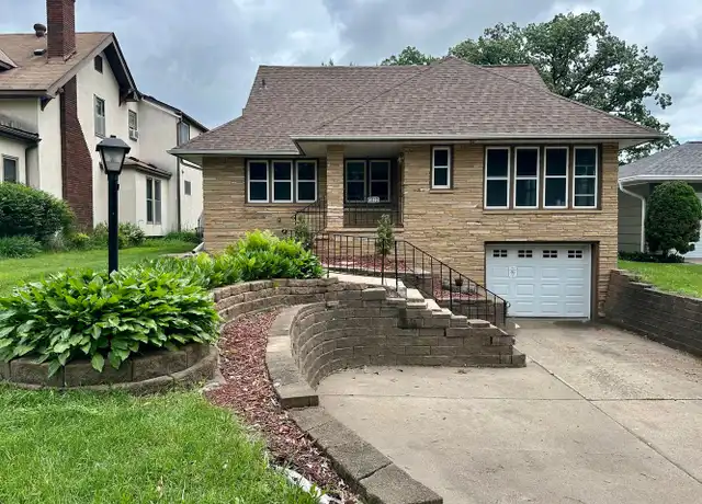 Property at 1632 E Shore Dr, Saint Paul, MN, 55106, 4 beds, 2.5 baths, [object Object]