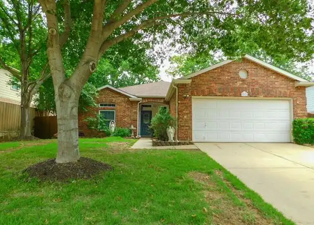 Property at 7917 Seven Oaks Ln, Denton, TX, 76210, 3 beds, 2 baths, [object Object]