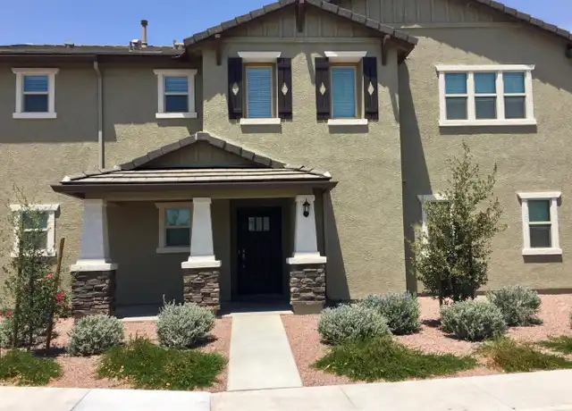 Property at 2920 S Washington St, Chandler, AZ, 85286, 3 beds, 2.5 baths, [object Object]