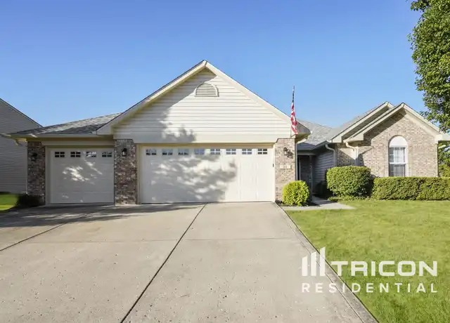 Property at 910 S Shore Ct, Franklin, IN, 46131, 3 beds, 2 baths, [object Object]