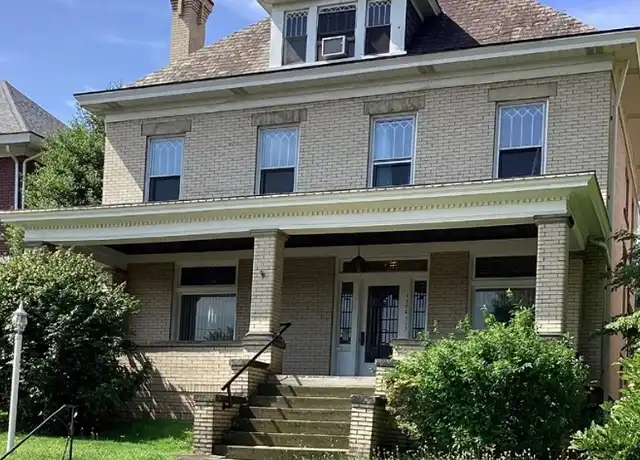 Property at 1306 Ridge Ave Unit 2, Coraopolis, PA, 15108, 2 beds, 1 bath, [object Object]
